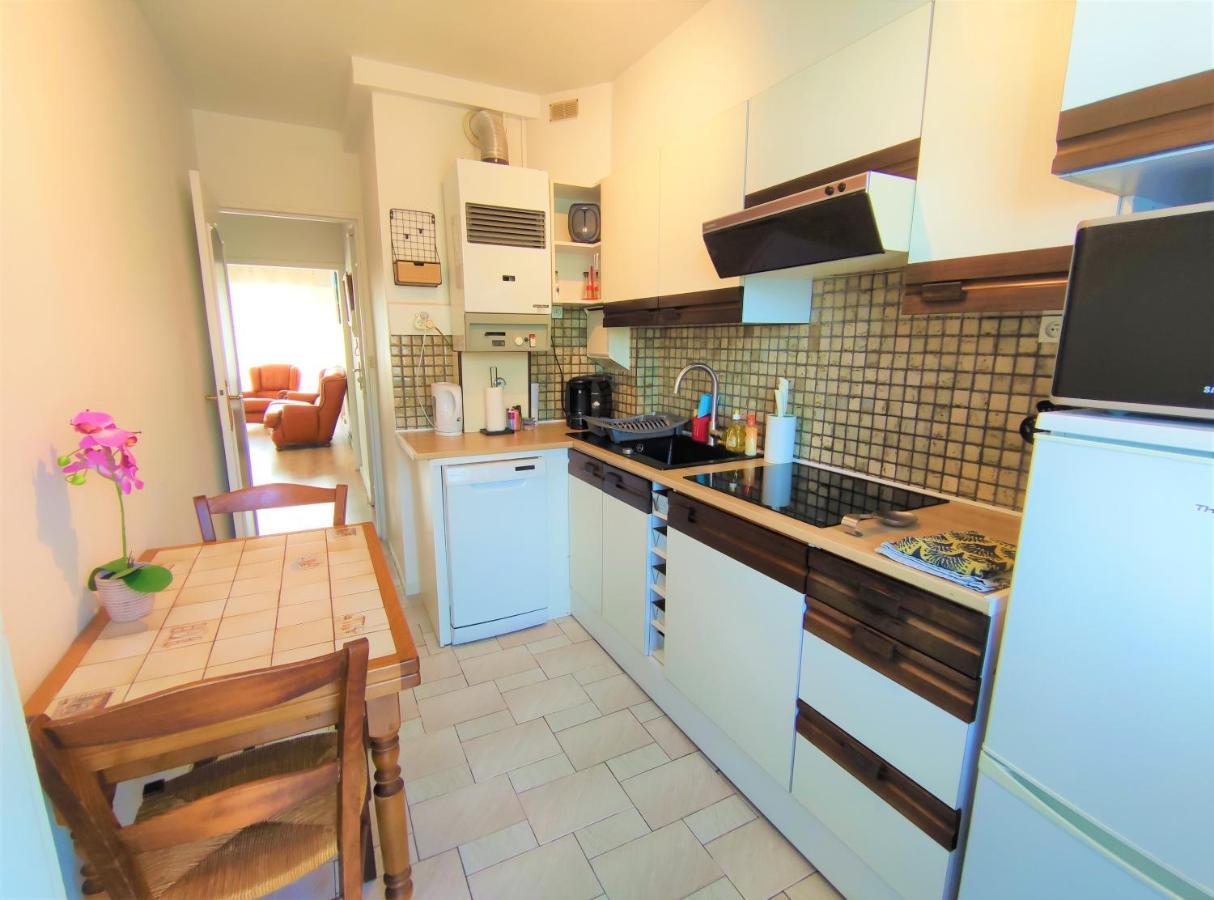 Appartement T3 Lumineux Et Tout Confort De 72 M2 Avec Parking Privatif La Rochelle  Extérieur photo
