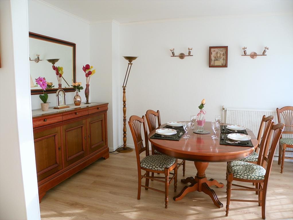 Appartement T3 Lumineux Et Tout Confort De 72 M2 Avec Parking Privatif La Rochelle  Extérieur photo